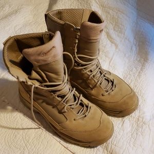 Men's Danner FX-8 boots desert tan